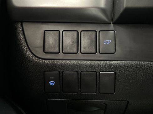 Used 2015 Toyota Highlander XLE image 26