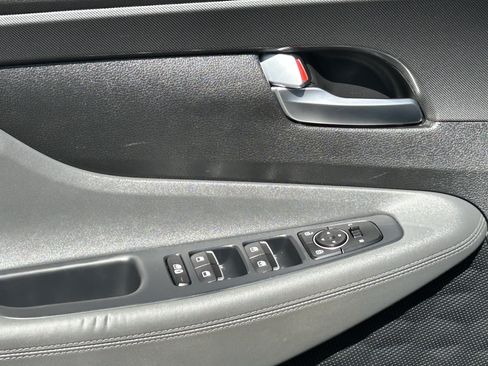 Used 2023 Hyundai Santa Fe SEL AWD/4WD image 19
