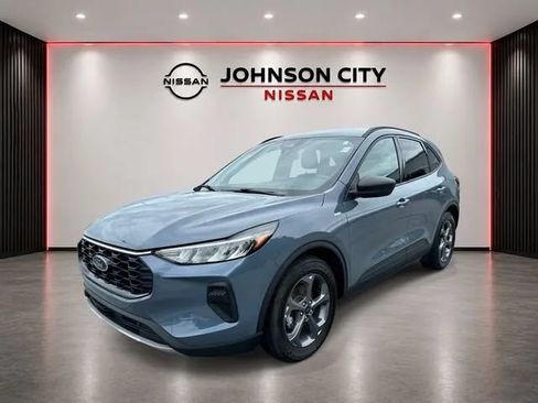 Used 2025 Ford Escape ST-Line FWD image 9