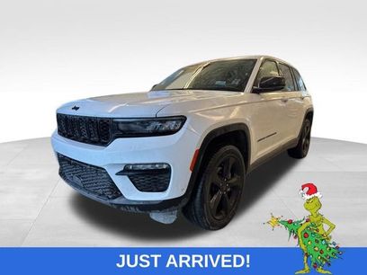 Used 2023 Jeep Grand Cherokee Limited w/ Luxury Tech Group II