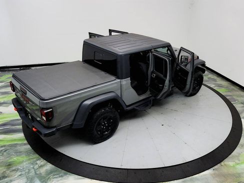 Used 2020 Jeep Gladiator Mojave w/ Cold Weather Group AWD/4WD image 35
