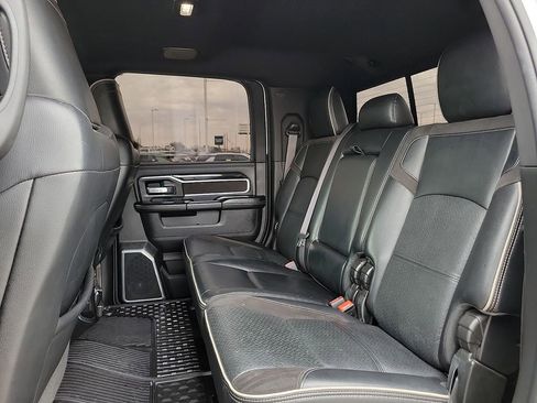 Used 2022 RAM 2500 Laramie w/ Night Edition image 16