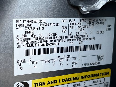 Used 2022 Ford Expedition XLT image 9