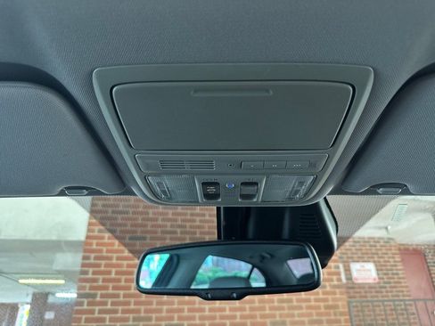 Used 2017 Honda Accord Touring image 28