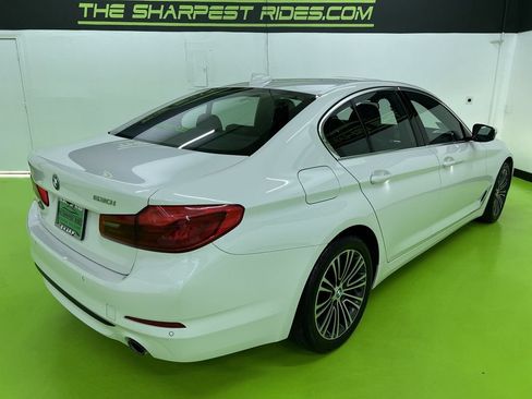 Used 2020 BMW 530i w/ Convenience Package RWD image 10