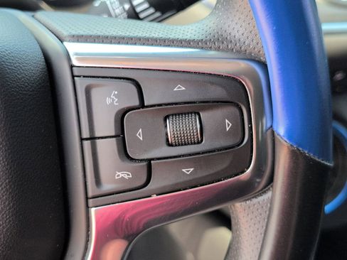Used 2022 Chevrolet Blazer LT FWD image 25