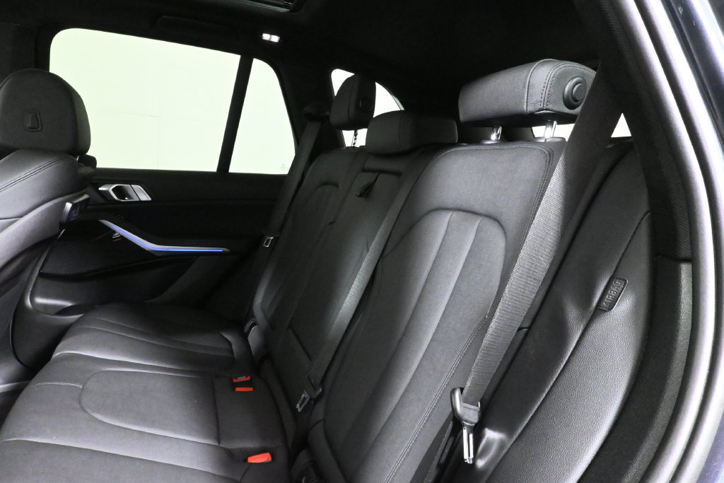 Used 2019 BMW X5 xDrive40i w/ Convenience Package AWD/4WD image 6