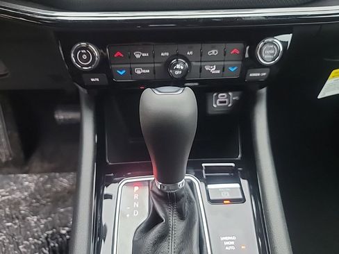 New 2026 Jeep Compass Limited w/ Sun, Sound & Navigation Group image 16