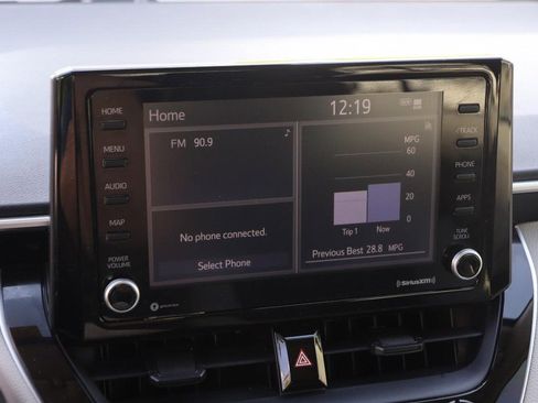 Used 2022 Toyota Corolla LE FWD image 15