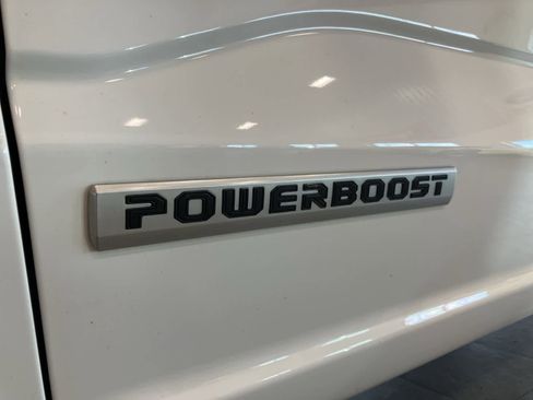 Used 2022 Ford F150 XLT w/ Trailer Tow Package image 10