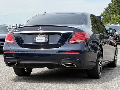 Used 2019 Mercedes-Benz E 300 image 5