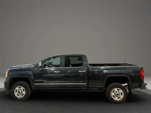 Used 2019 GMC Sierra 2500 Denali image 2