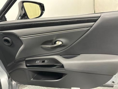 Used 2022 Lexus ES 350 w/ Premium Package FWD image 29