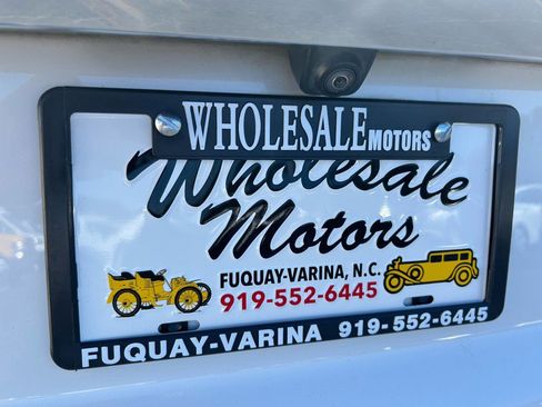 Used 2022 GMC Yukon XL Denali image 36