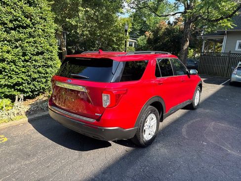 Used 2020 Ford Explorer XLT w/ Comfort Package AWD/4WD image 5