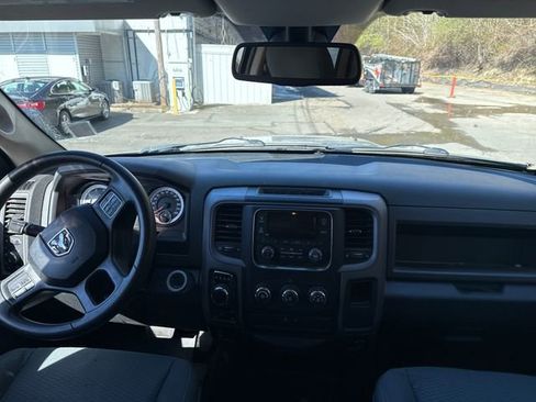 Used 2014 RAM 1500 Express image 12