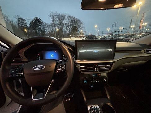 Used 2023 Ford Escape Active w/ Tech Pack #1 image 9