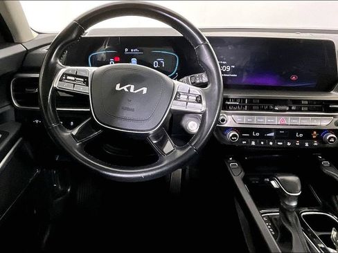 Used 2025 Kia Telluride S AWD/4WD image 8