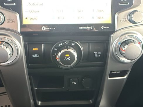 Used 2020 Toyota 4Runner SR5 Premium w/ Moonroof Package image 29