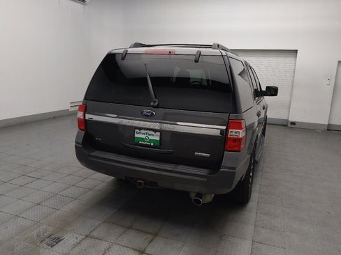 Used 2017 Ford Expedition XLT w/ Equipment Group 202A RWD image 7