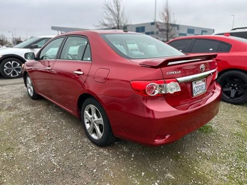 Used 2013 Toyota Corolla LE image 4
