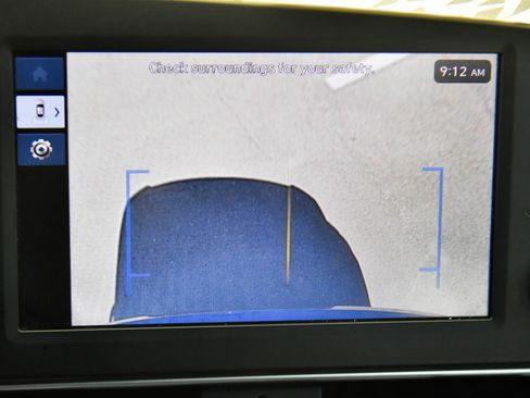 Used 2024 Hyundai Elantra SE FWD image 18