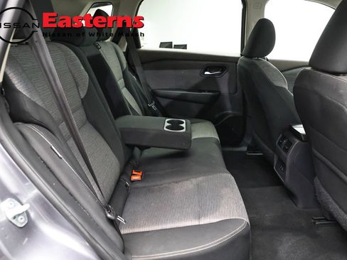 Used 2023 Nissan Rogue SV AWD/4WD image 23