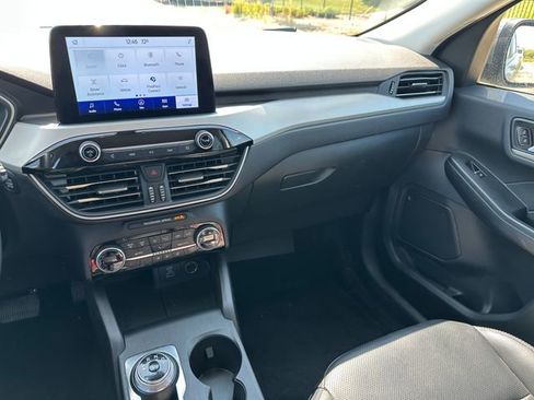 Used 2021 Ford Escape SEL w/ Class II Trailer Tow Package image 15