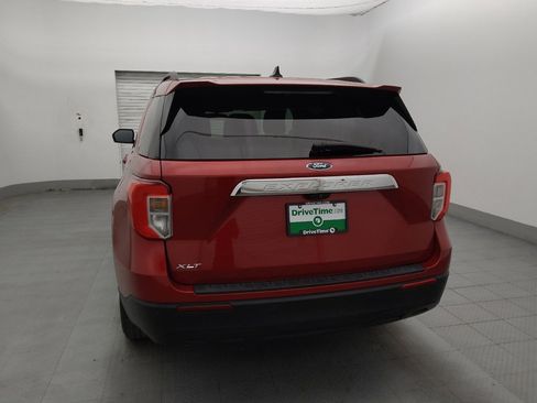 Used 2021 Ford Explorer XLT RWD image 6