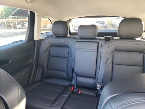 New 2026 Lincoln Nautilus Premier image 15