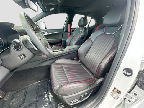 Used 2023 Genesis G70 2.0T w/ Sport Prestige Package RWD image 22
