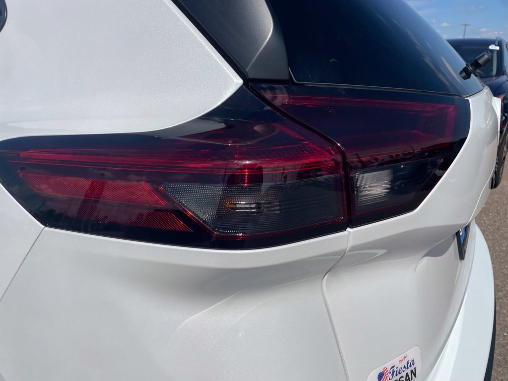 Certified 2025 Nissan Rogue SV AWD/4WD image 7
