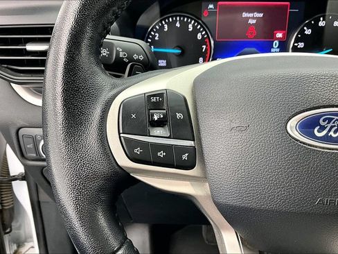 Certified 2020 Ford Explorer XLT w/ Comfort Package AWD/4WD image 18