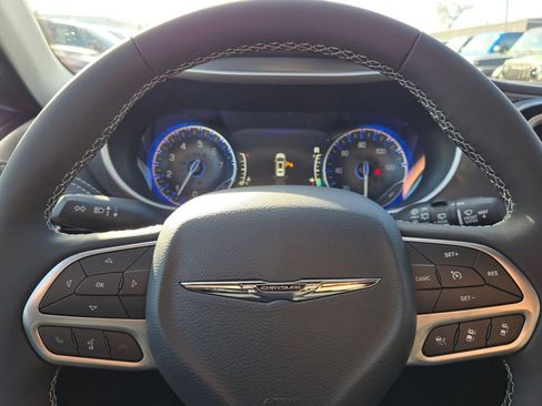 New 2026 Chrysler Pacifica Select image 26