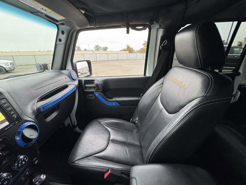 Used 2015 Jeep Wrangler Unlimited Sahara w/ Max Tow Package image 36