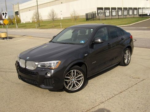 Used 2016 BMW X4 xDrive28i image 4