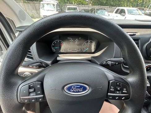 Used 2025 Ford Transit 250 Low Roof w/ Exterior Upgrade Package RWD image 19