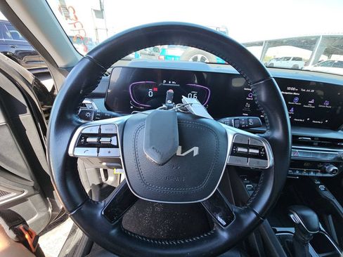 Used 2025 Kia Telluride S AWD/4WD image 15