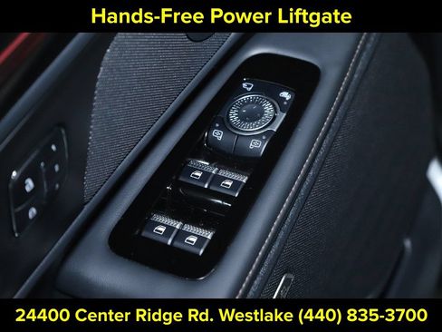 Certified 2024 Lincoln Nautilus Reserve w/ Equipment Group 202A AWD/4WD image 17