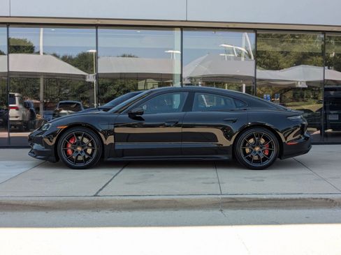 New 2026 Porsche Taycan GTS image 2