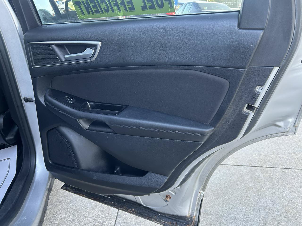 Used 2015 Ford Edge SEL FWD image 15