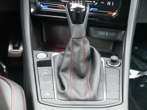 New 2026 Volkswagen Jetta GLI Autobahn image 8