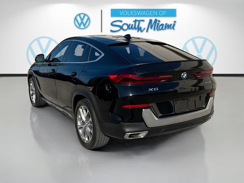 Used 2023 BMW X6 xDrive40i w/ Premium Package image 5