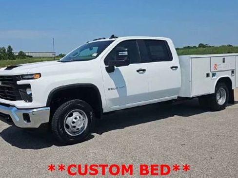 New 2025 Chevrolet Silverado 3500 W/T w/ WT Convenience Package AWD/4WD image 4