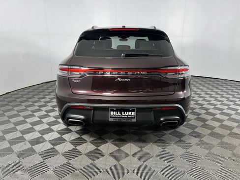Used 2023 Porsche Macan image 9