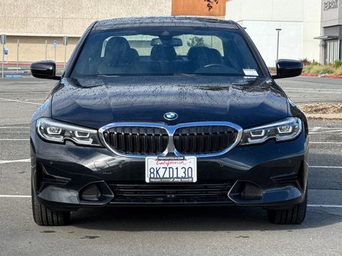 Used 2019 BMW 330i Sedan w/ Convenience Package image 8