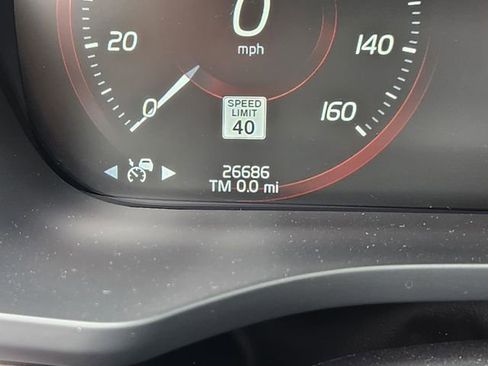 Used 2019 Volvo XC60 T5 Inscription w/ Protection Package image 29