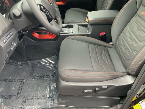 New 2026 Nissan Frontier PRO-4X image 12