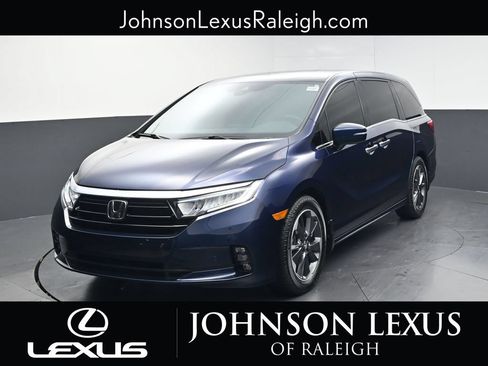 Used 2023 Honda Odyssey Elite image 5