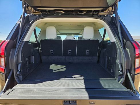 New 2026 Ford Expedition Max Platinum w/ Platinum Ultimate Package AWD/4WD image 7